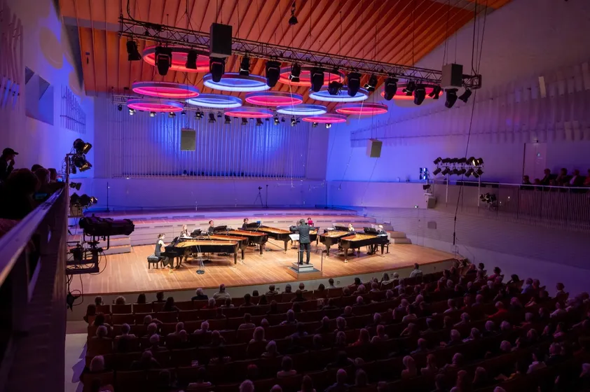 UdK großer Konzertsaal, crescendo festival 2026 - „Gegen-Strebiges", © Stefan Stahnke