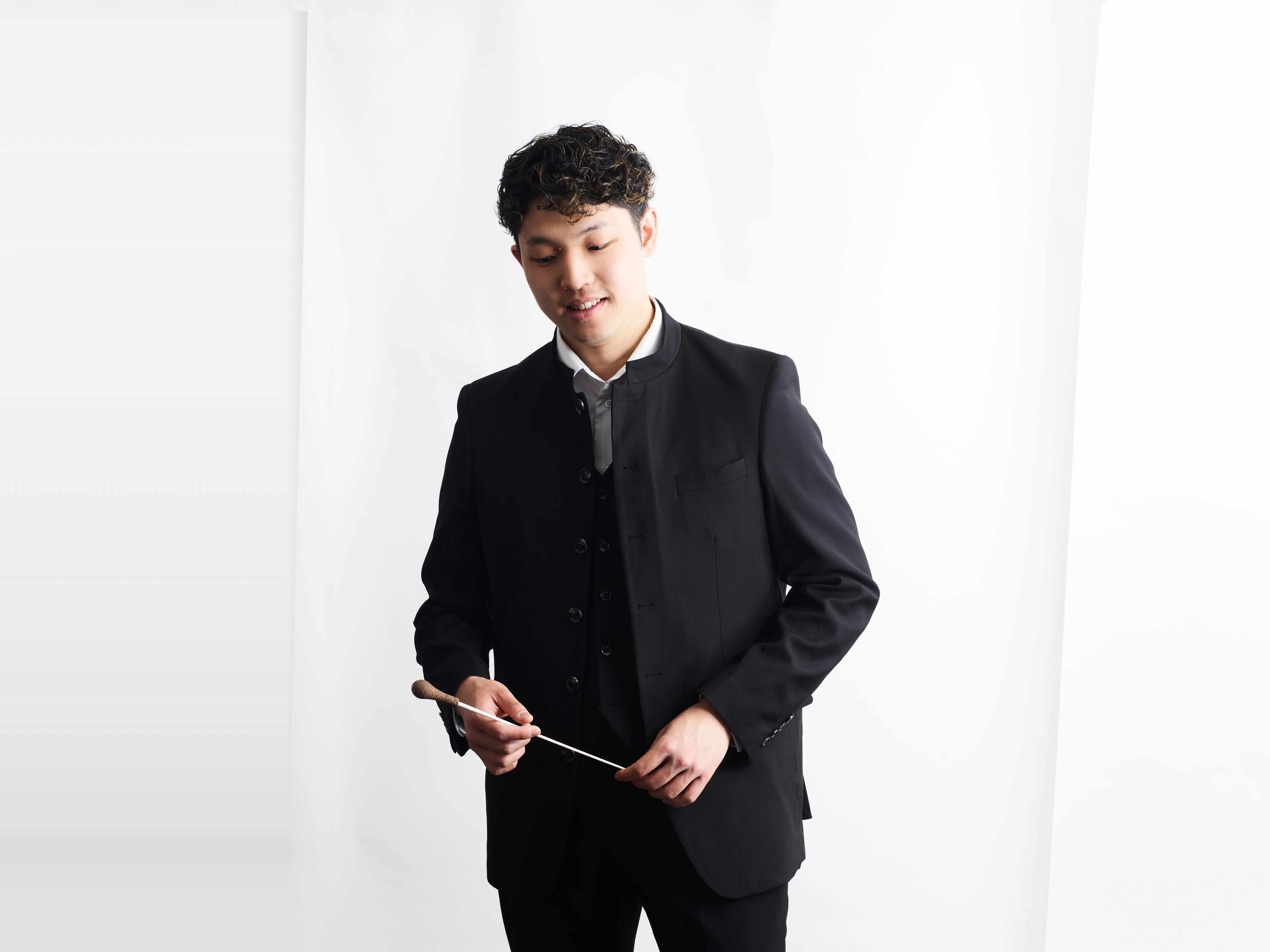 Kentaro Machida in the studio